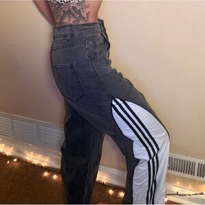 Baggy Contrast-Stripe Jeans/Joggers in Charcoal with Side White Stripe Panels